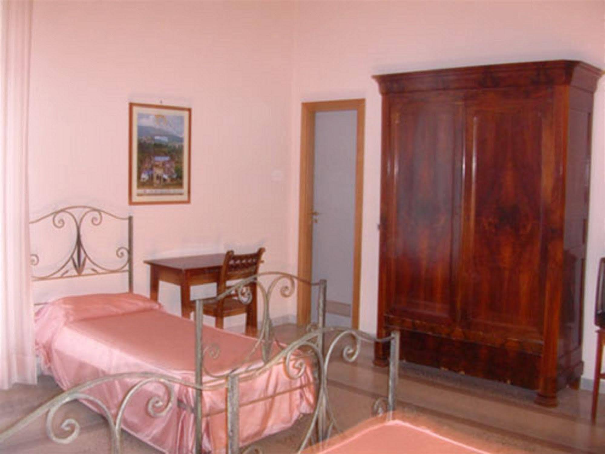Albergo Bellavista Латина Екстер'єр фото